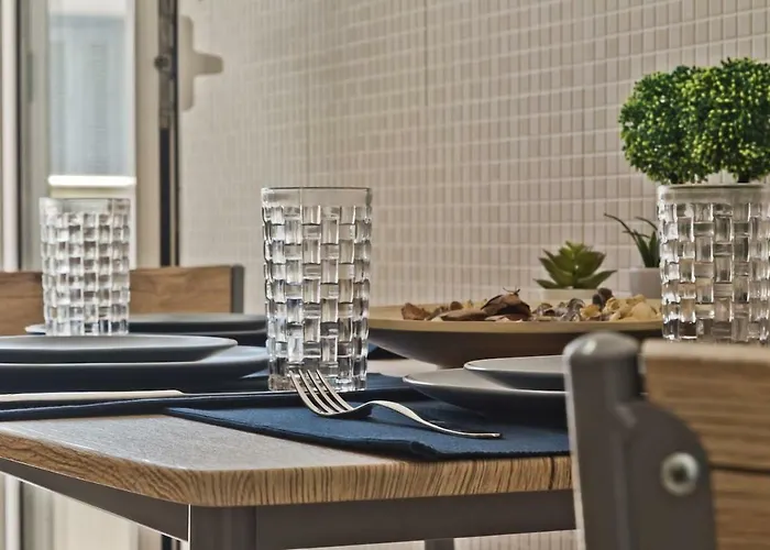 Daire Captain Elias 1