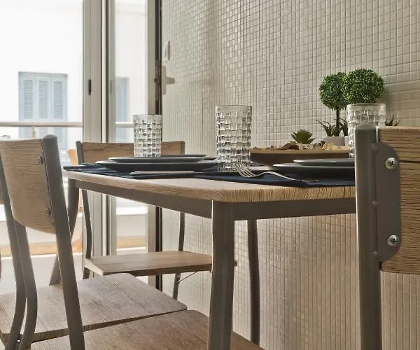 Daire Captain Elias 1 Kerpe